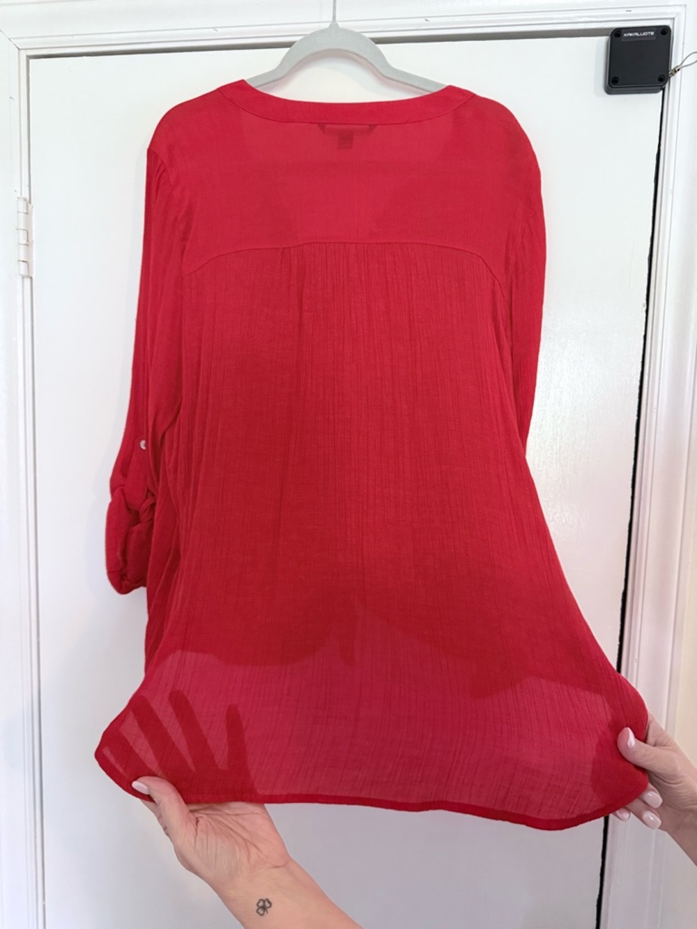 Zac & Rachel Red Floral Button-Front Tie Hem Blouse - Picture 4 of 4